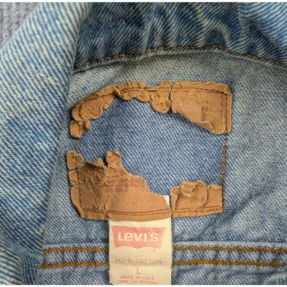 Vintage Levis Denim Jacket Mens Large Type 3 80s Red Batwing USA Made Faded